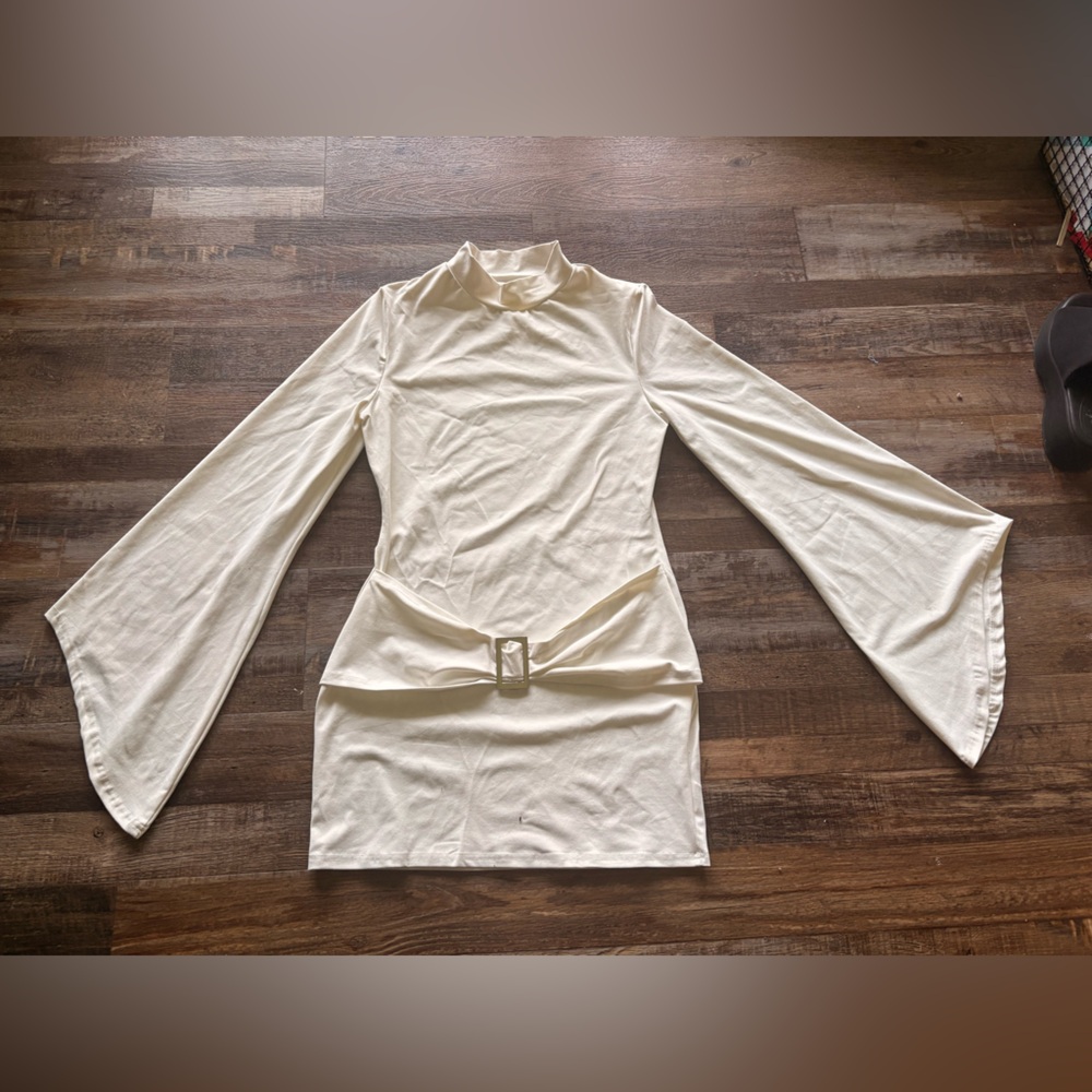 SHEIN Cream Long-Sleeve Mini Dress with Belt